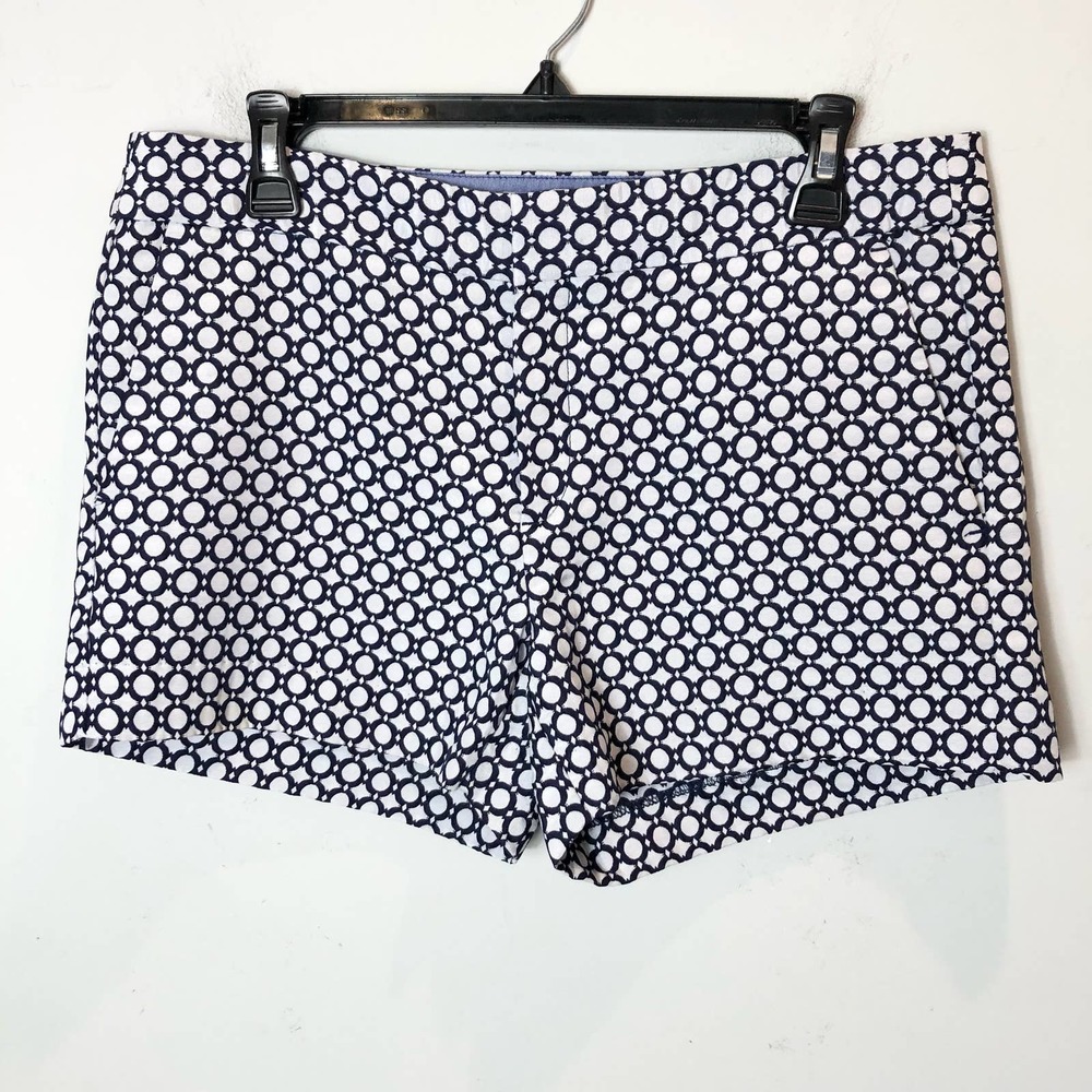 Banana Republic Black and White Patterned Women Shorts